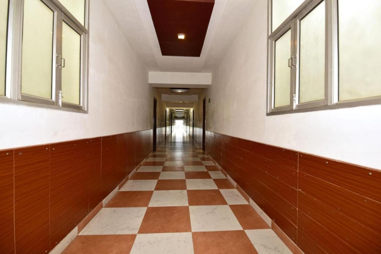 Kartikay Hotel Hisār Esterno foto