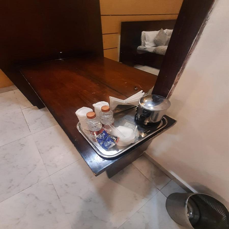 Kartikay Hotel Hisār Esterno foto